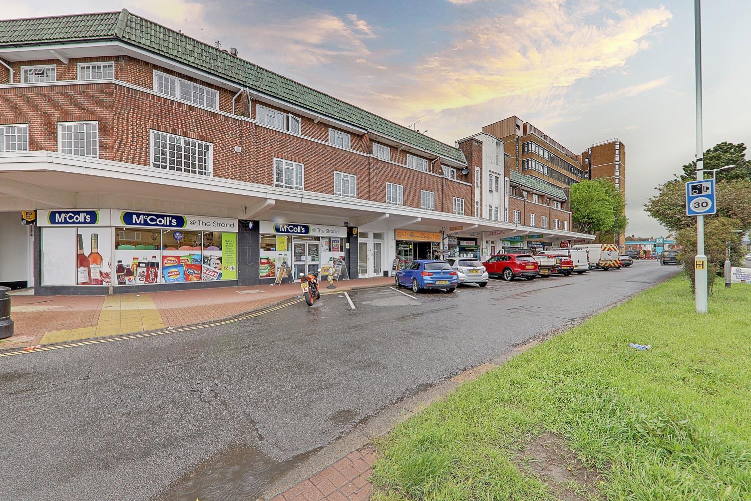 Flat | Strand Parade, Worthing, BN12 | To Let